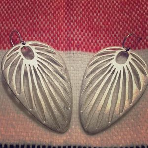 CLEARANCE ITEM:  Silver Colored Fashion earrings